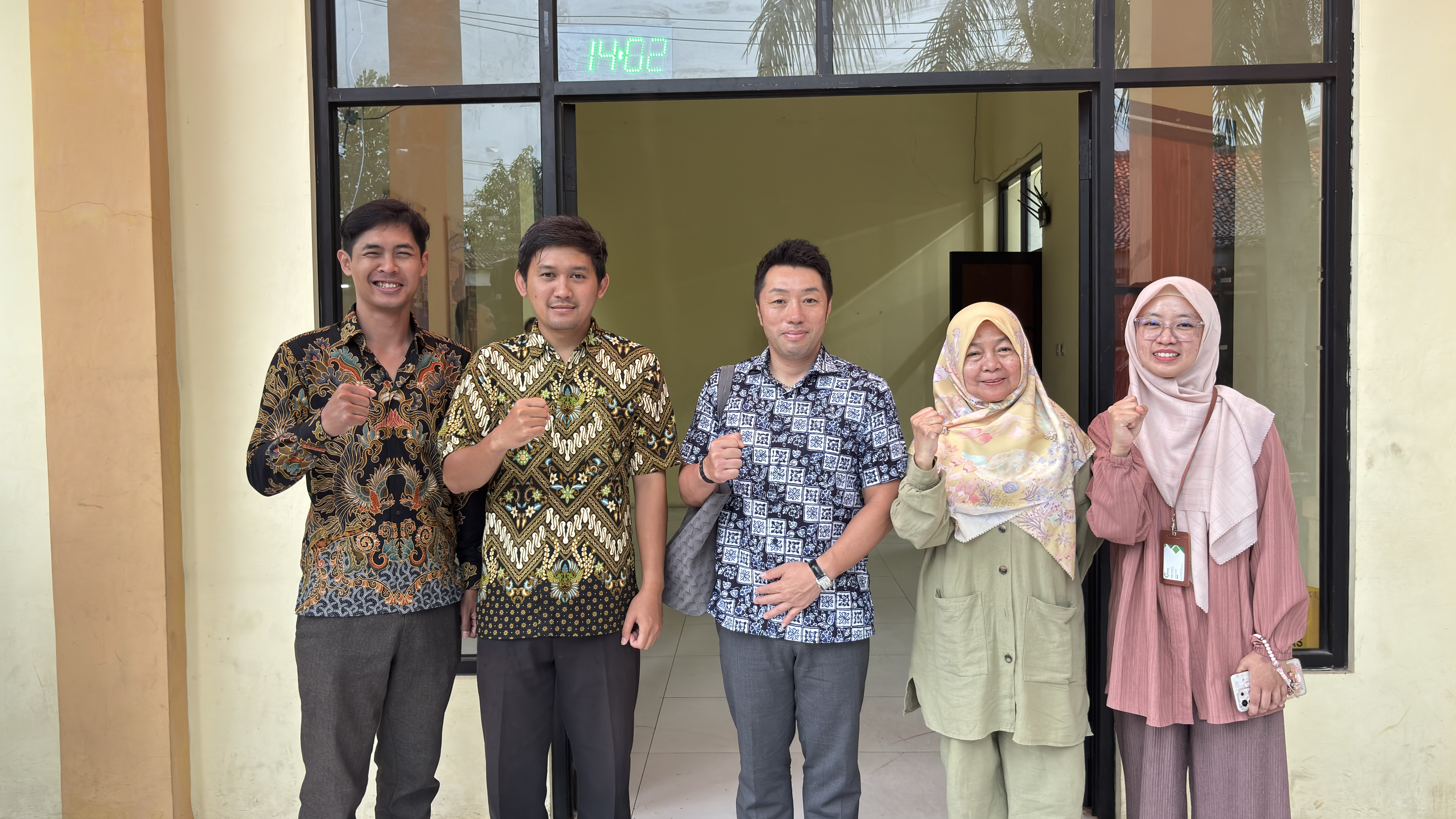 Kunjungan Kerja Perwakilan Jepang di SMKN 1 Katapang: Upaya Peningkatan Mutu Pendidikan
